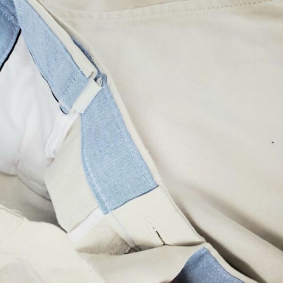 Croft & Barrow Size 42, Linen Blend Khaki Chino Shorts - Picture 4 of 7